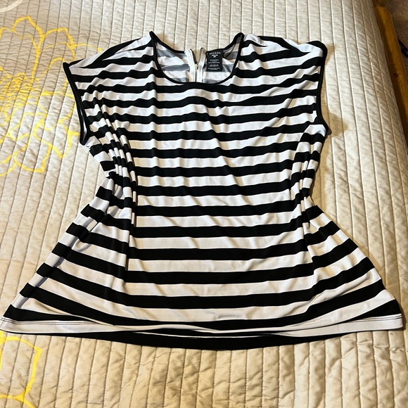 Black and white stripe shirt